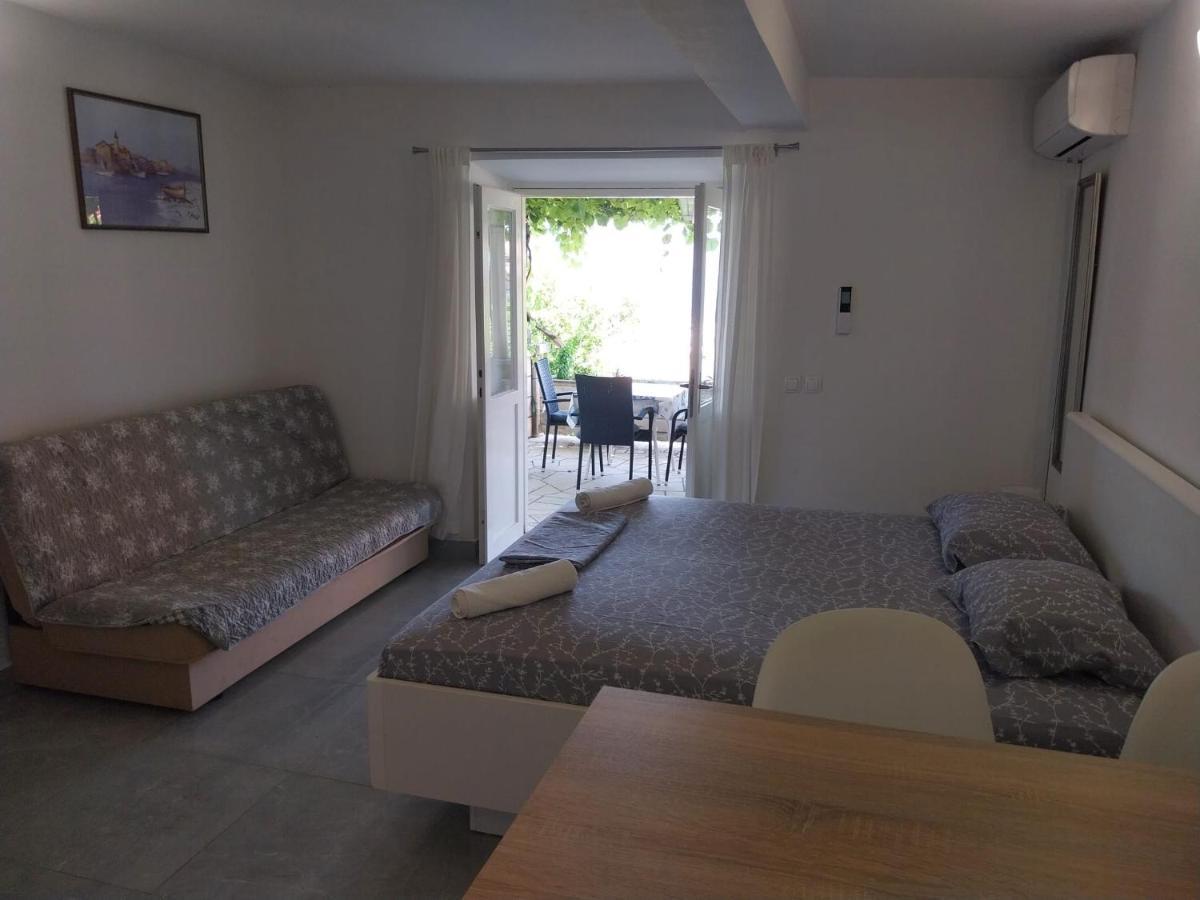 Apartments Lumbarda Exterior foto